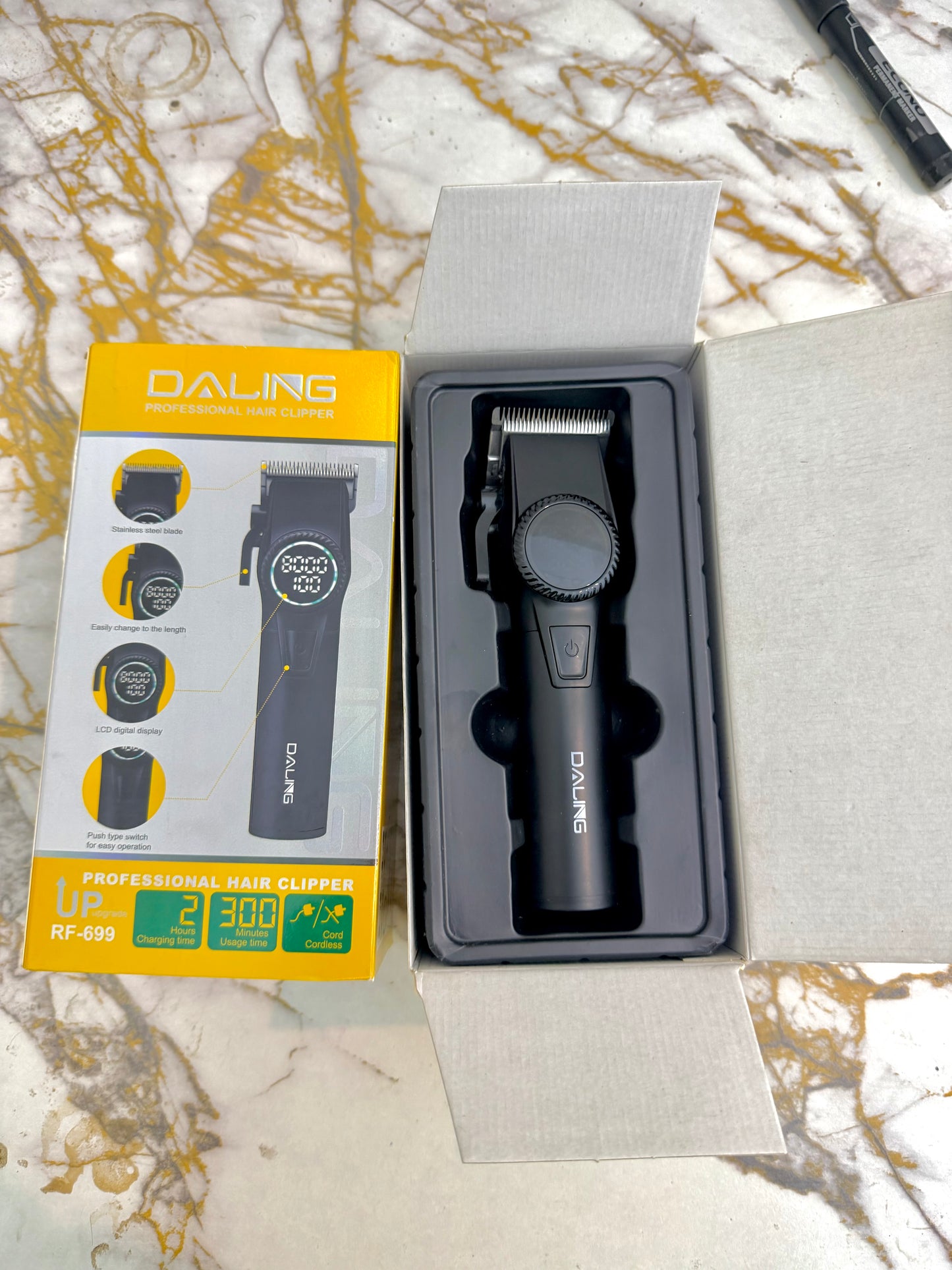 Daling RF-699 Professional Hair Clipper – Digital Display, 7 Guide Combs, 5H Runtime