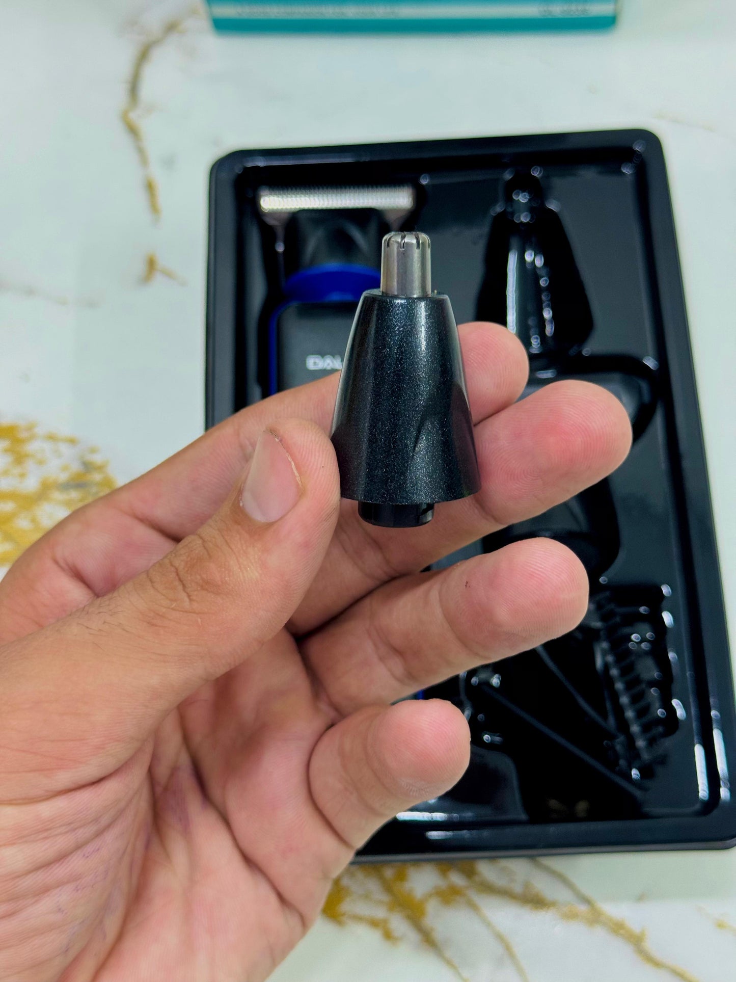 "DALING DL‑9236 3‑in‑1 Rechargeable Grooming Kit – Hair, Beard & Body Trimmer | AwamiImport.com"