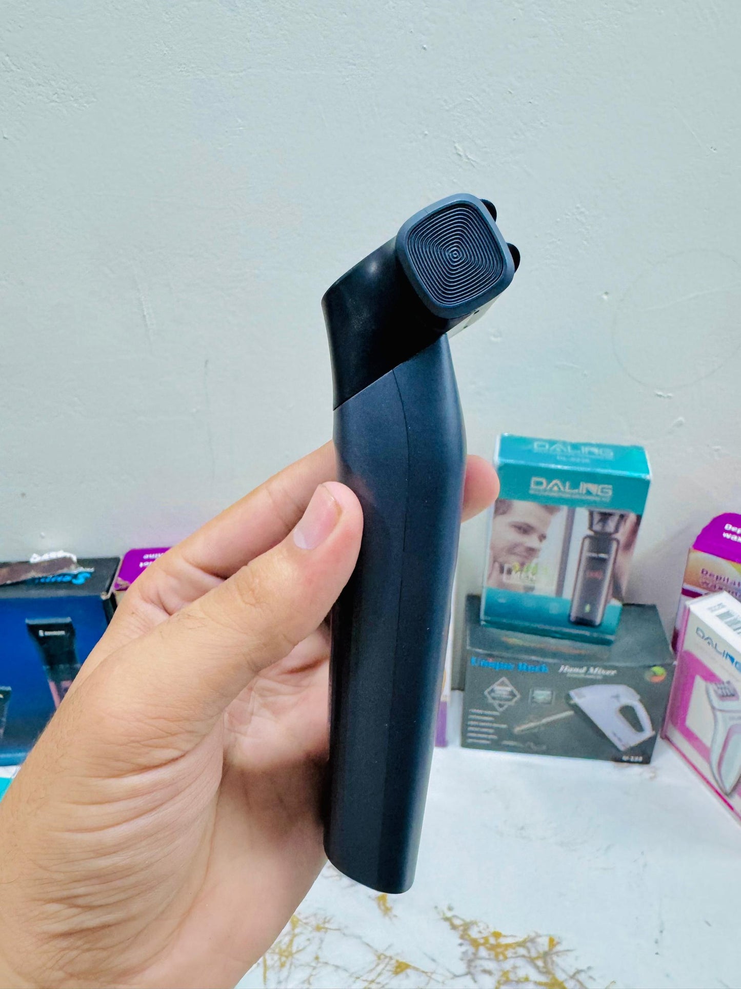 Daling DL-9218 3-in-1 Rechargeable Hair Clipper & Shaver – Compact & Powerful