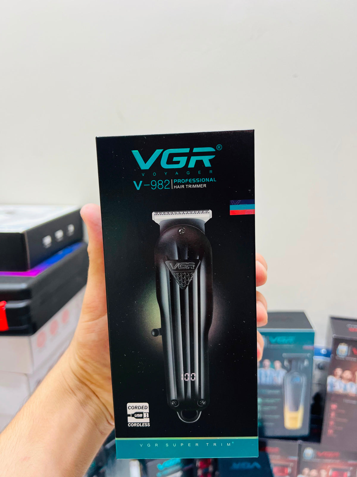VGR V-982 Voyager Professional Hair Trimmer – T-Blade, LED Display|🇦🇷ARGENTINA LOT