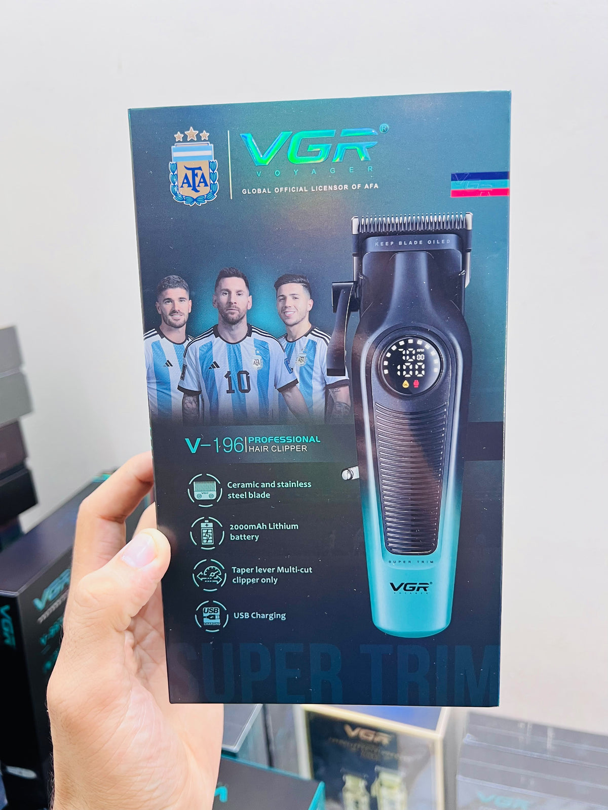 VGR Voyager V-196 Professional Hair Clipper – Ceramic & Stainless Steel Blade, 2000mAh Battery, 7000 RPM|🇦🇷ARGENTINA LOT