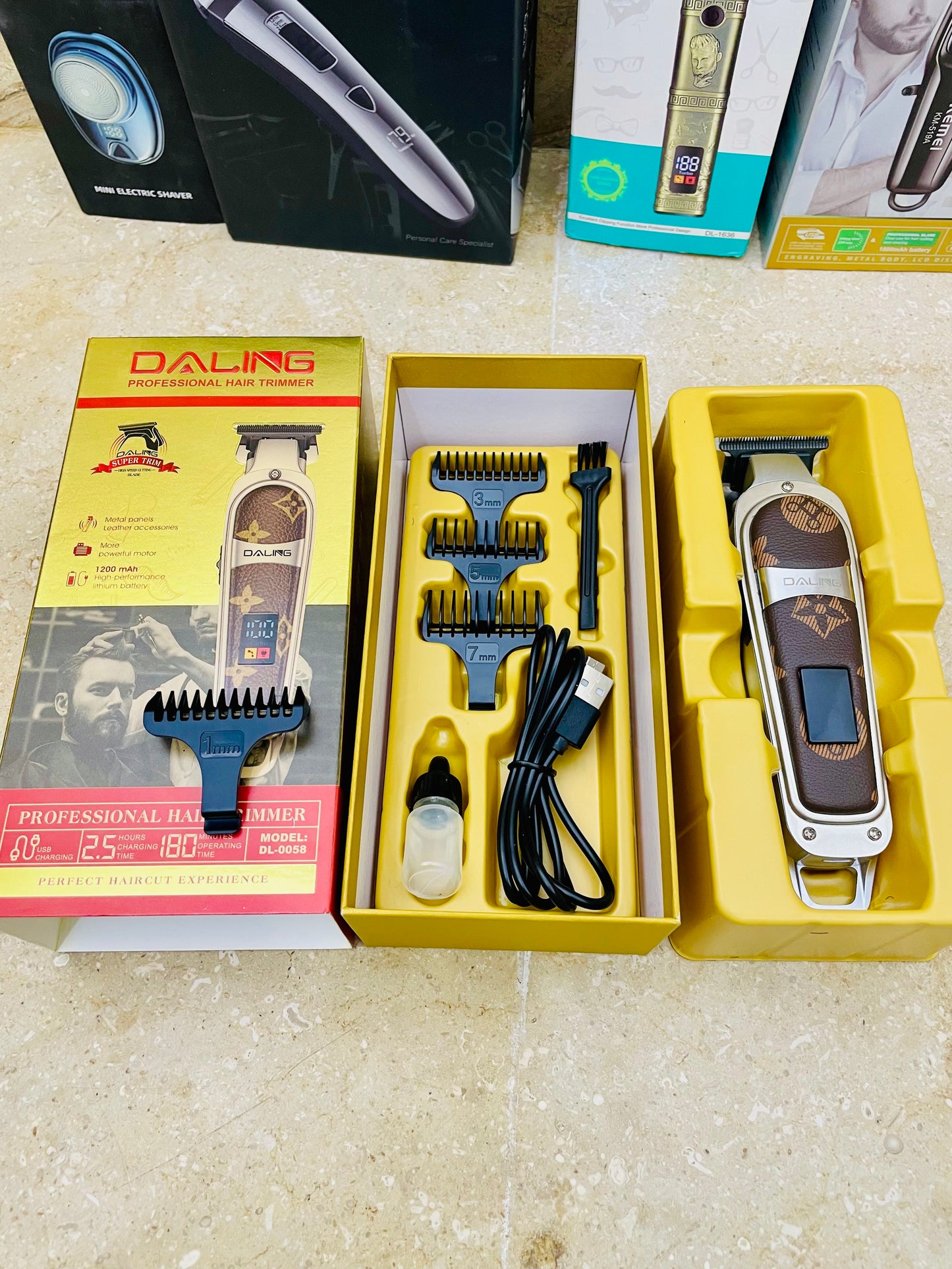Daling DL-0058 Rechargeable Hair Trimmer – 180 Min Runtime, Digital Display ✂️⚡