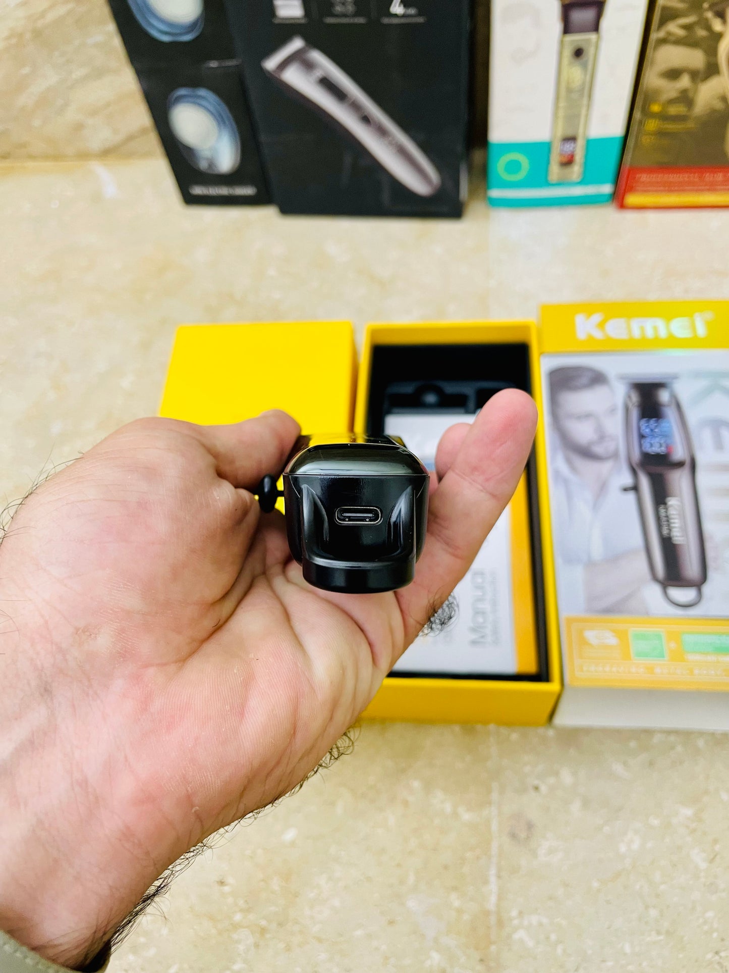 Kemei KM-519A Digital Display Trimmer – Type-C Fast Charging ✂️⚡
