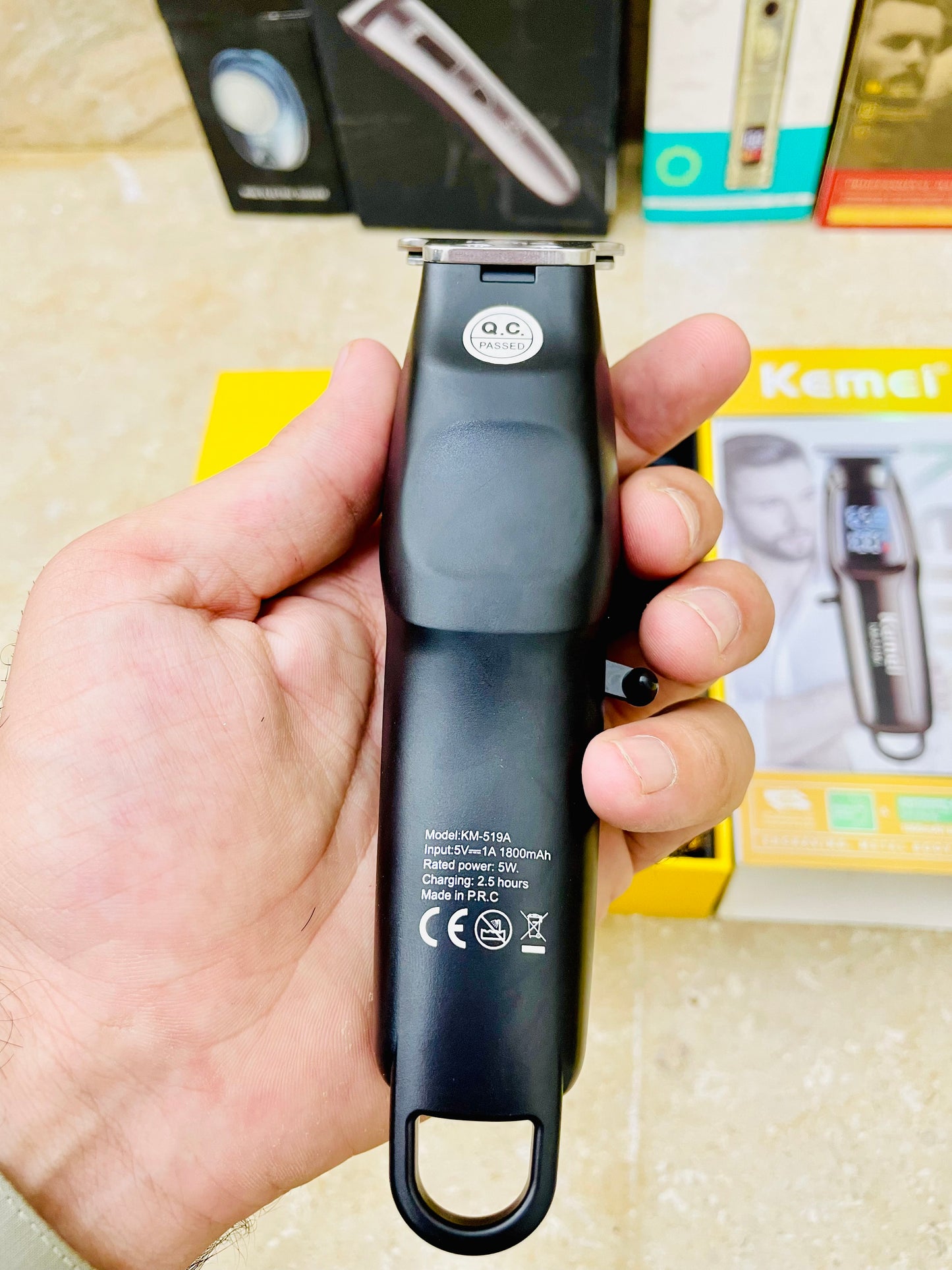 Kemei KM-519A Digital Display Trimmer – Type-C Fast Charging ✂️⚡