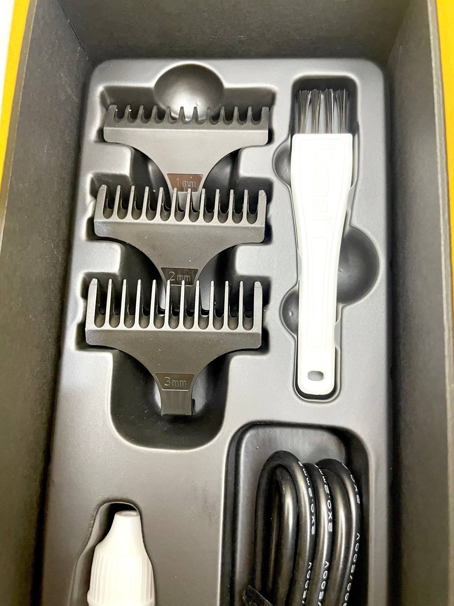 Kemei KM-519A Digital Display Trimmer – Type-C Fast Charging ✂️⚡