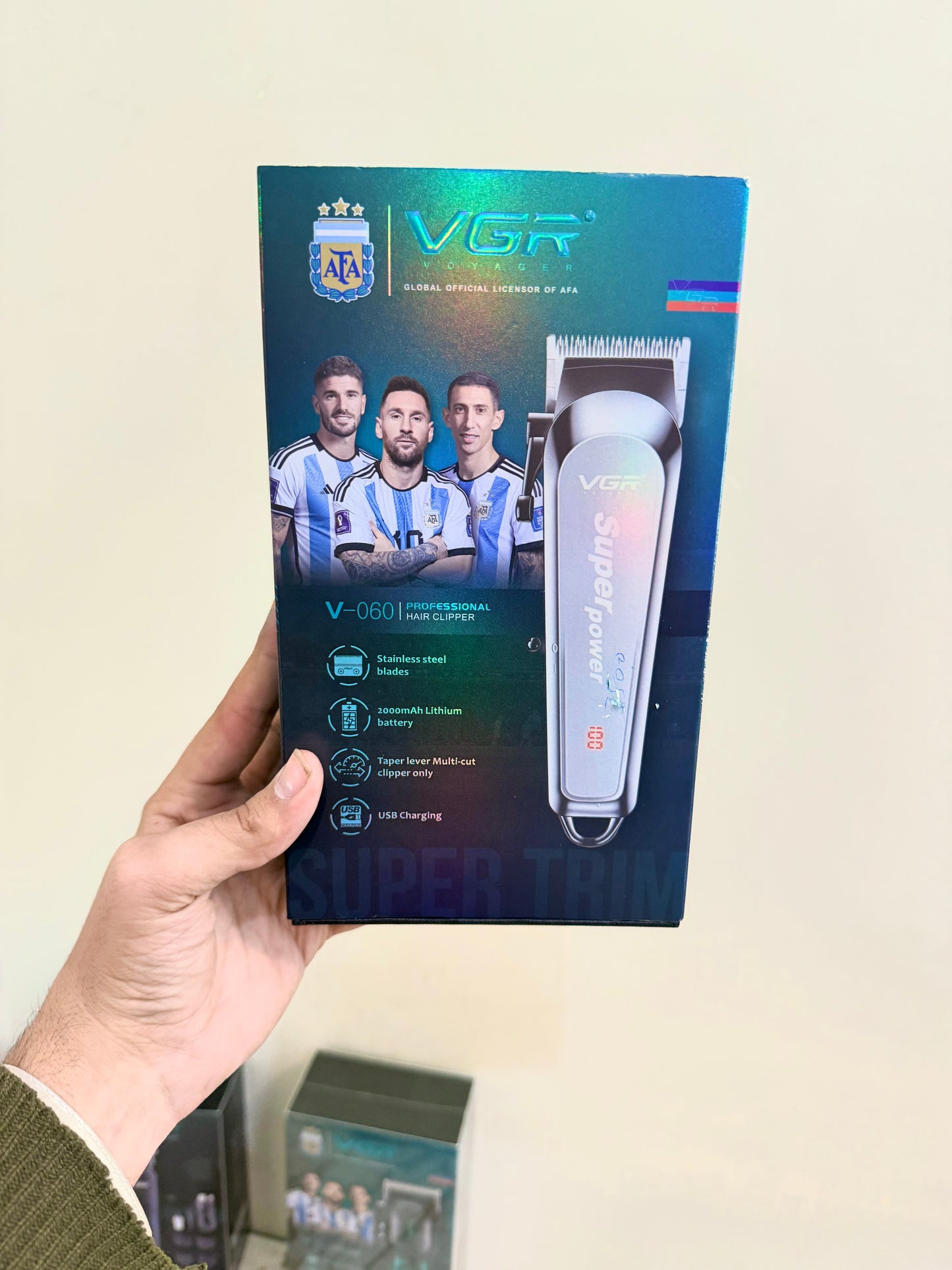 VGR 0-60 Professional Trimmer – Digital Display & Taper Control | AwamiImport.com