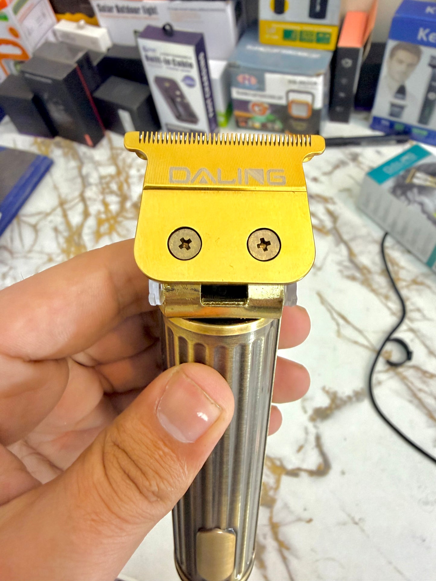 Daling 1677 Digital Display Trimmer with T-Blade | 120-Min Battery