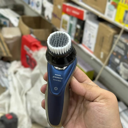 Philips Series 800 S8980 Shaving Kit – Premium Electric Shaver for a Smooth, Comfortable Shave