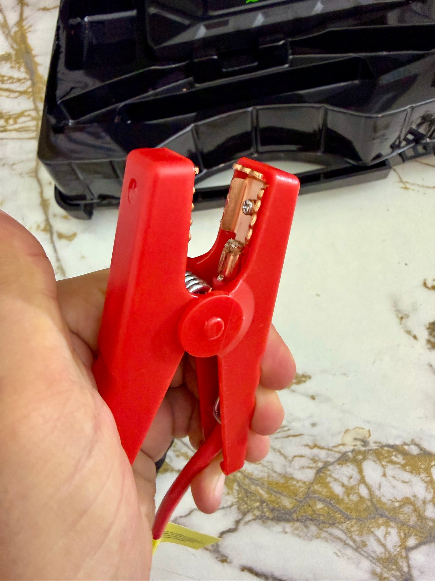 2000A Peak Car Jump Starter & Power Bank with LED Light