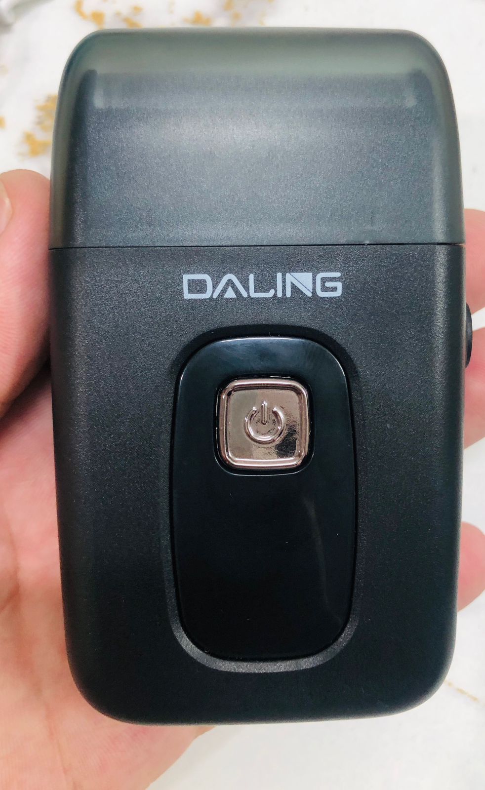 Daling DL-9246 Rechargeable Shaver for Men – AwamiImport.com
