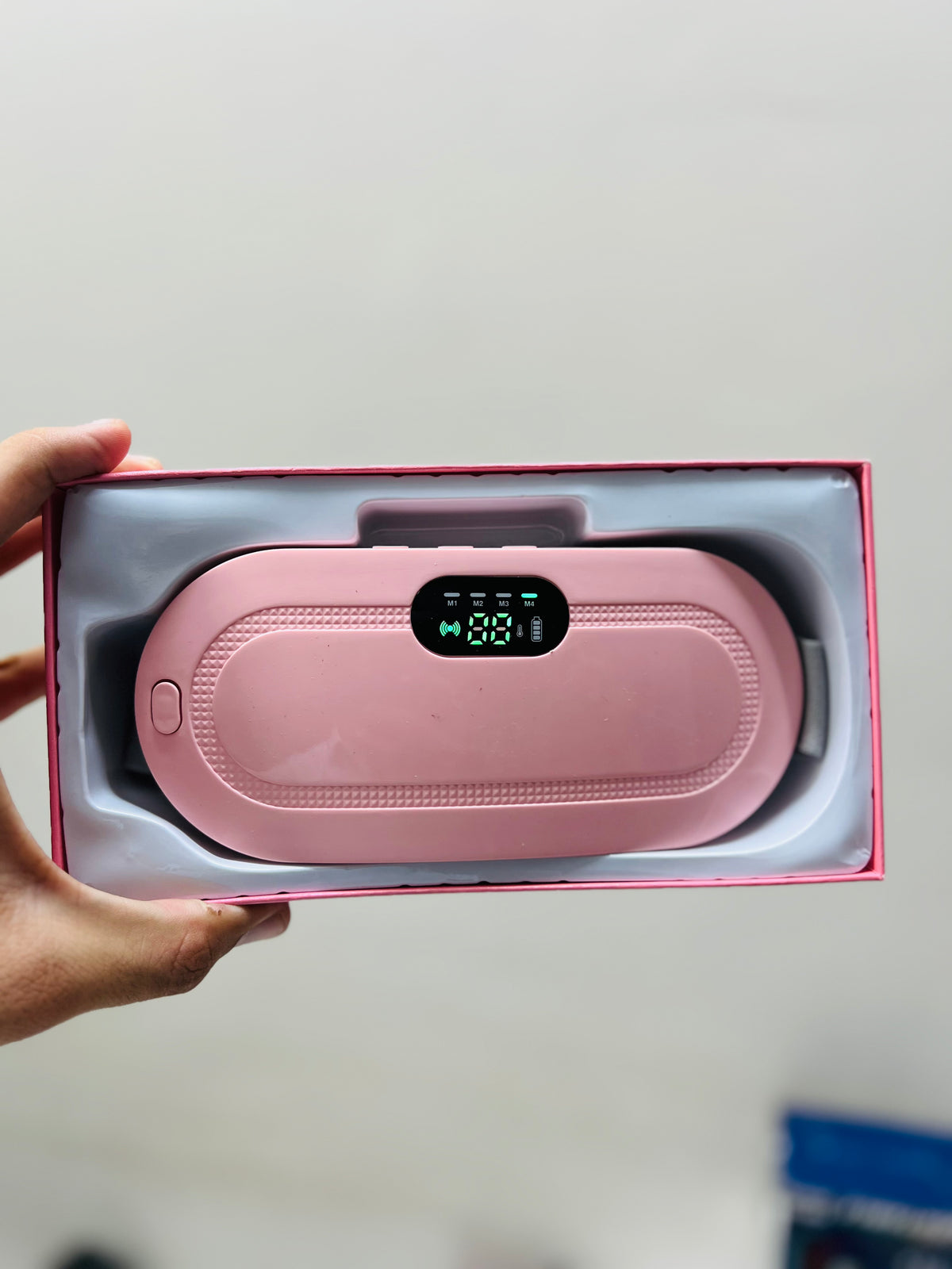 Portable Cordless Heating Pad for Menstrual Cramps – 3 Heat & 4 Massage Modes | AwamiImport.com