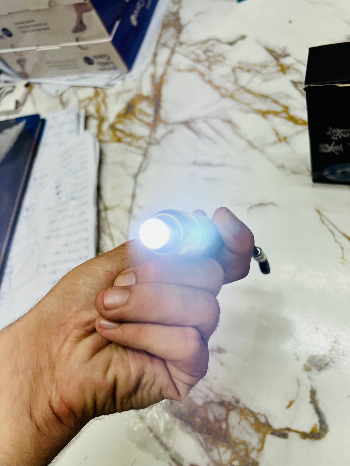 Professional LED Jewelry & Gemstone Identification Flashlight – Rechargeable Jade Inspection Torch