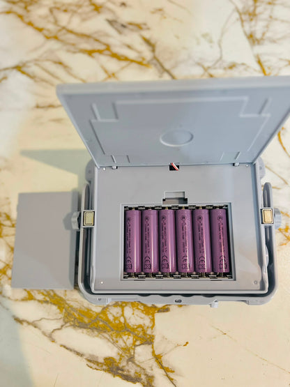 Solar LED Light IP66 600W with 6 High-Efficiency Solar Cells