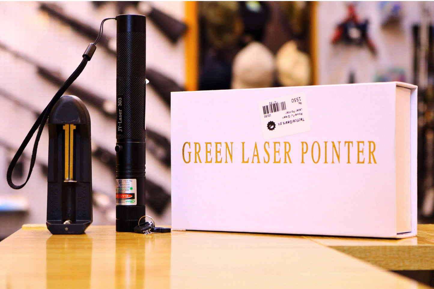 🔥 4KM+ Rechargeable Green Laser Pointer – Ultra Powerful Long-Range Beam | AwamiImport.com