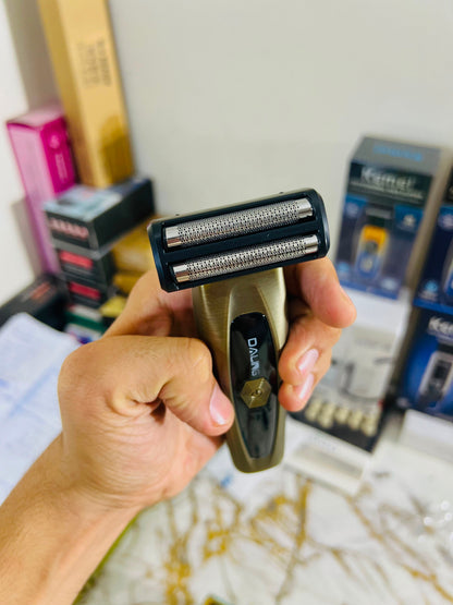 Daling DL-9505 Professional 3-in-1 Grooming Kit with 1mm, 3mm & 5mm Combs