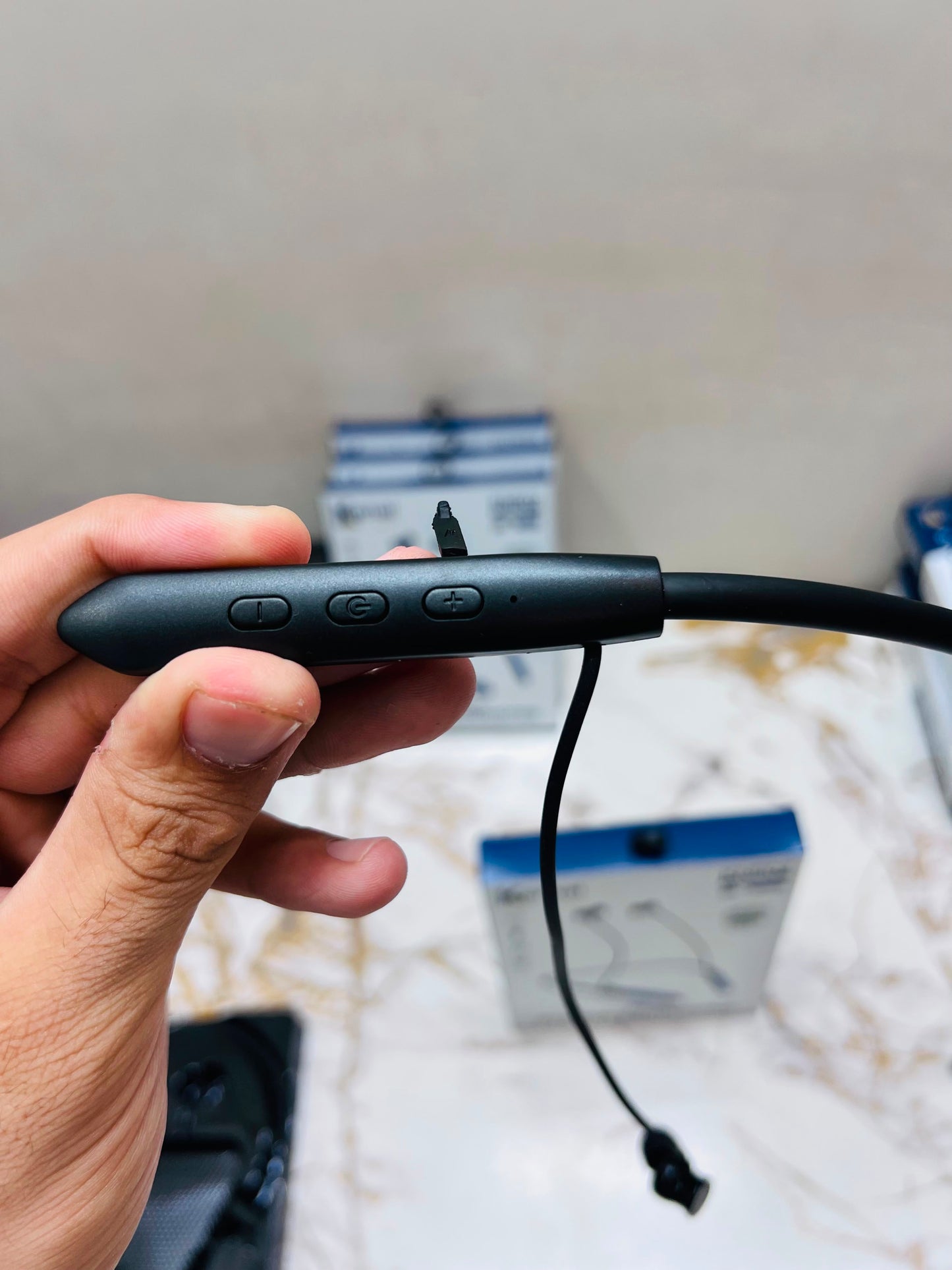 KAMAL KNB02 Wireless Stereo Earphones – High-Quality Sound, Phone Calls & 35 music Battery