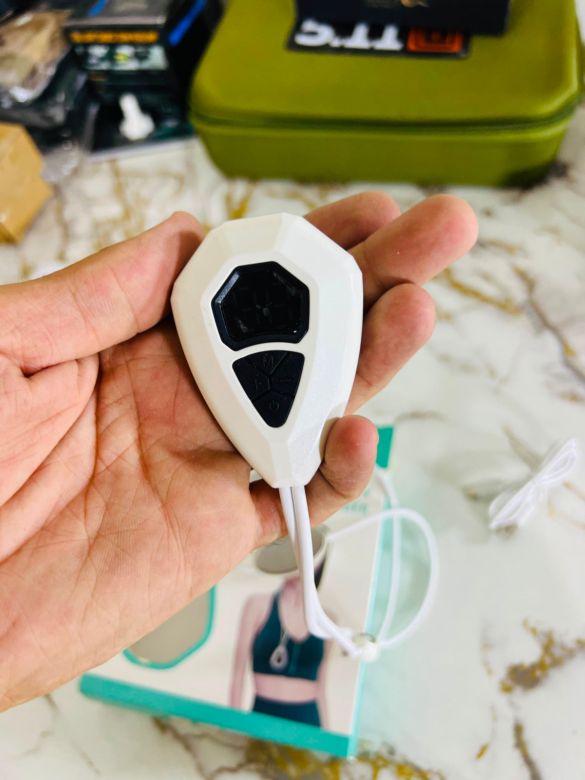 BLUEIDEA BLD-710 Low-Frequency Neck Massager – Smart Electric Neck Pain Relief Massager | AwamiImport.com