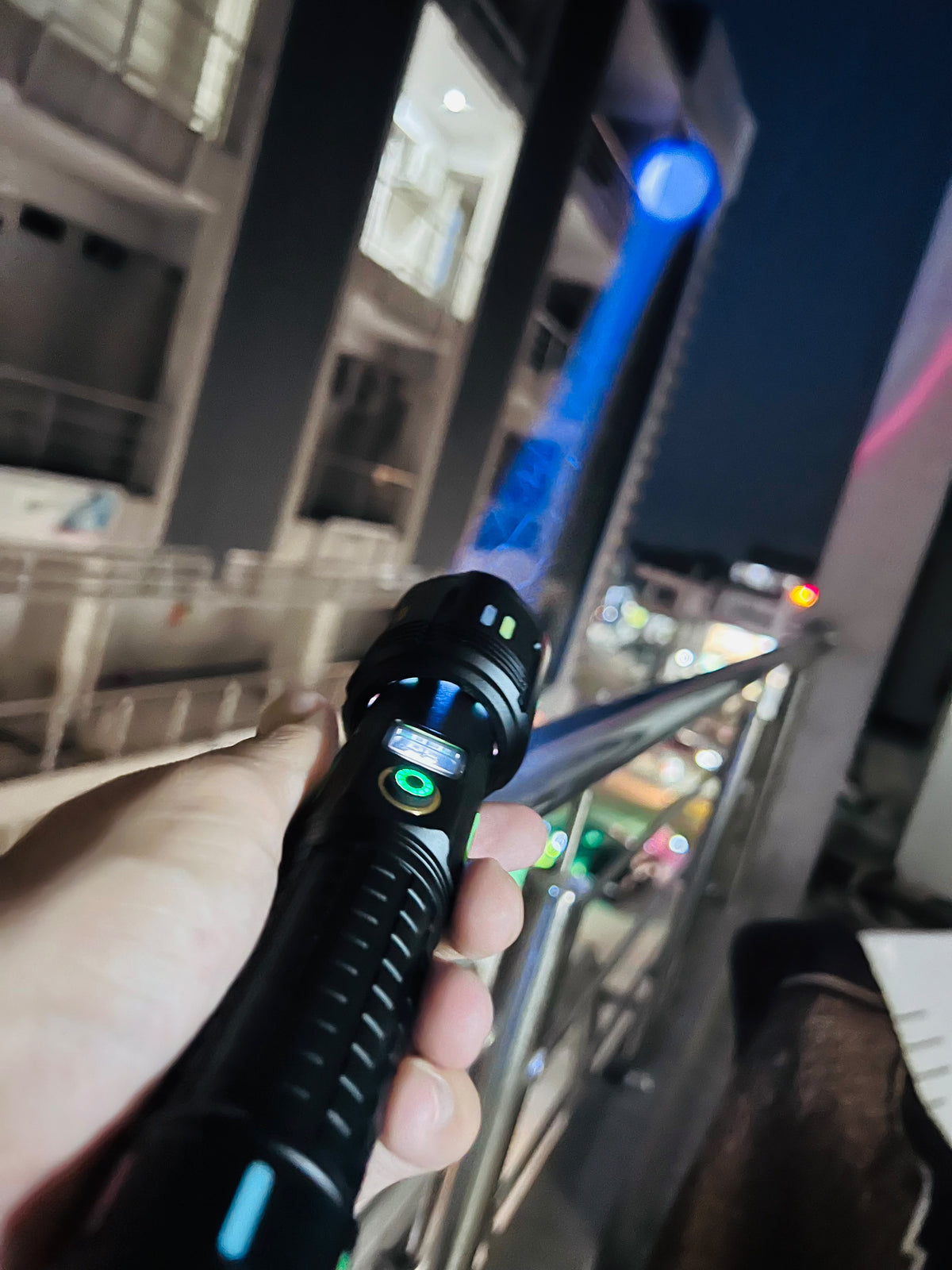 Imported COBA CB-G672D Flashlight – 1000M Long-Range Light with 26650 Lithium Battery