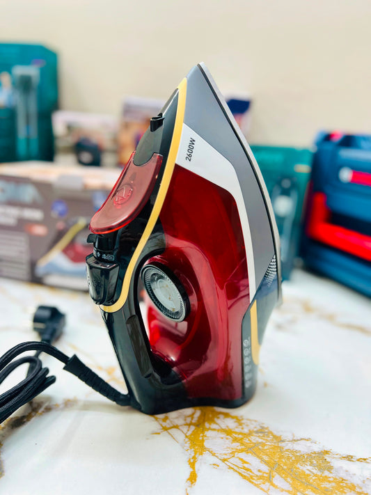 BOMA BM-6035 2600W Steam Iron – German Design with Vertical Steam & Overheat Protection