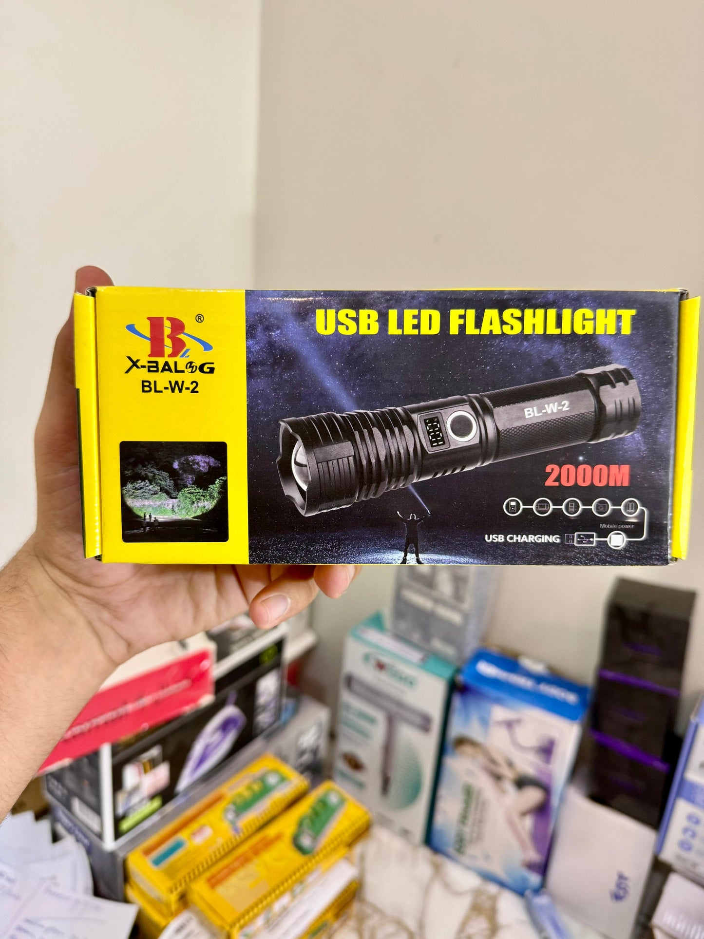 X-BALOG BL-W2 USB Rechargeable LED Flashlight – 2000M High Power Zoom Torch with 8800mAh Battery |