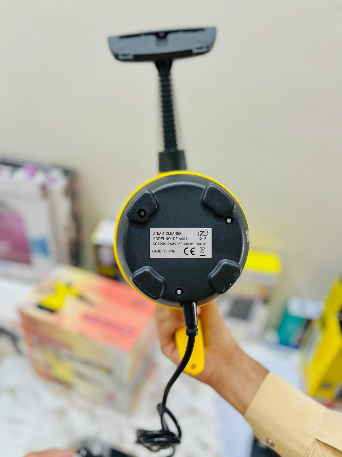Imported Steam Cleaner DF-A00120V 1000W – Powerful Steam Cleaning with 2-Year Guarantee