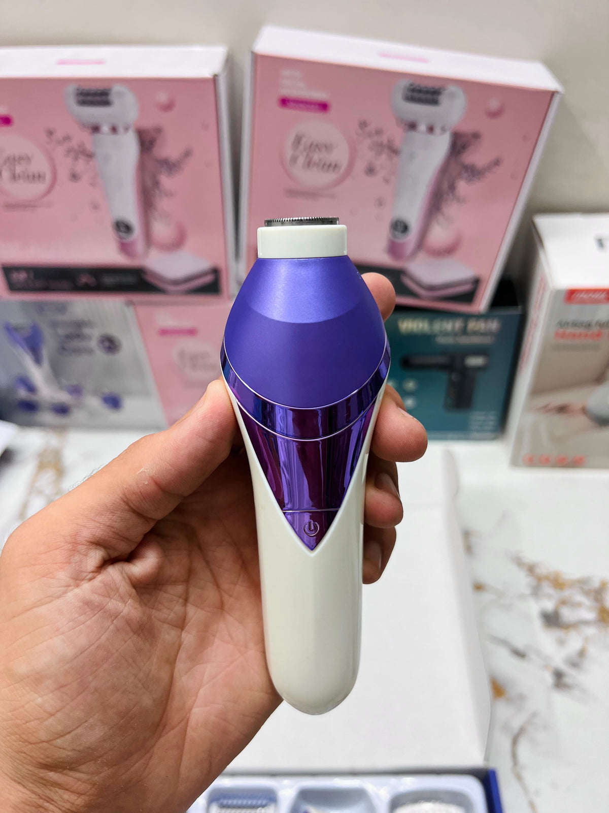 Washable Lady Care Set 7-in-1 M-727 – Lady Shaver, Callus Remover, Massager & Bikini Trimmer