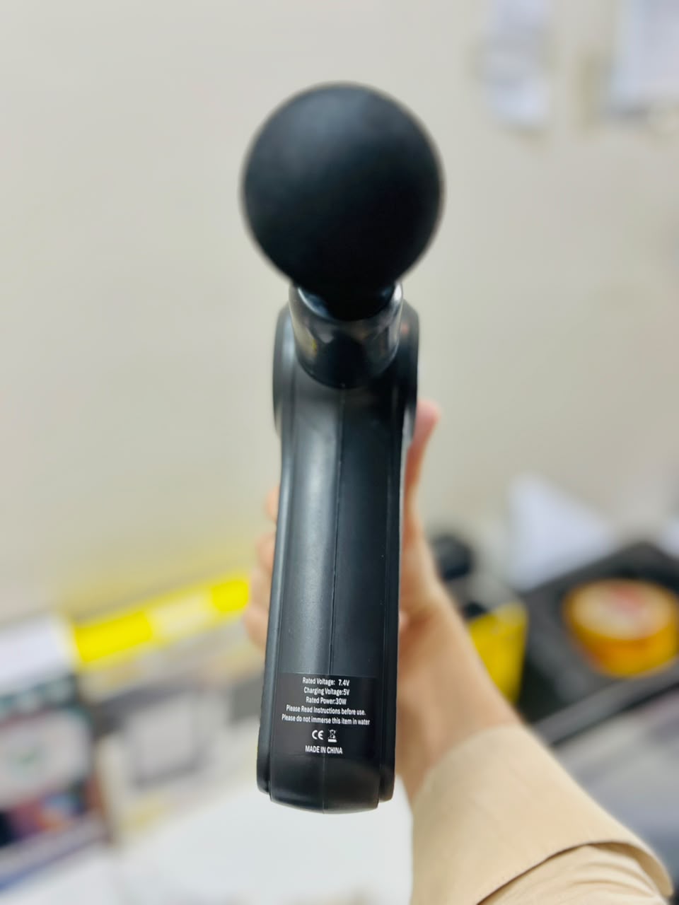 SLH-8891 Massage Gun – 9 Massage Heads, Adjustable Levels & Rechargeable Lithium Battery