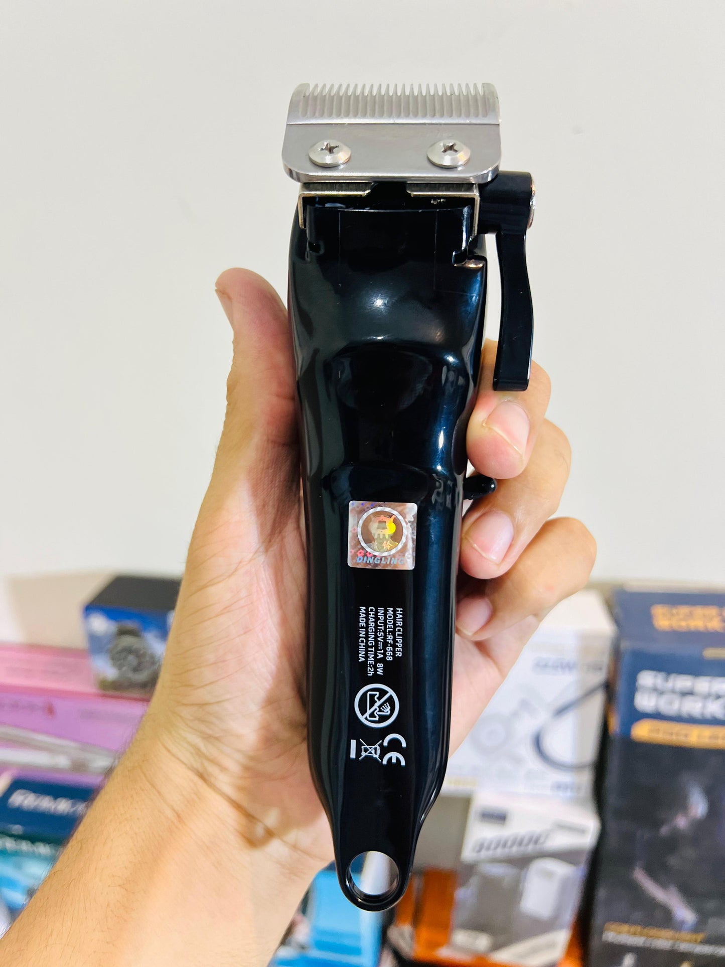 DINGLING RF-668 Digital Display Hair Clipper – Professional Rechargeable Trimmer with 5 Cutting Lengths & Lithium Battery