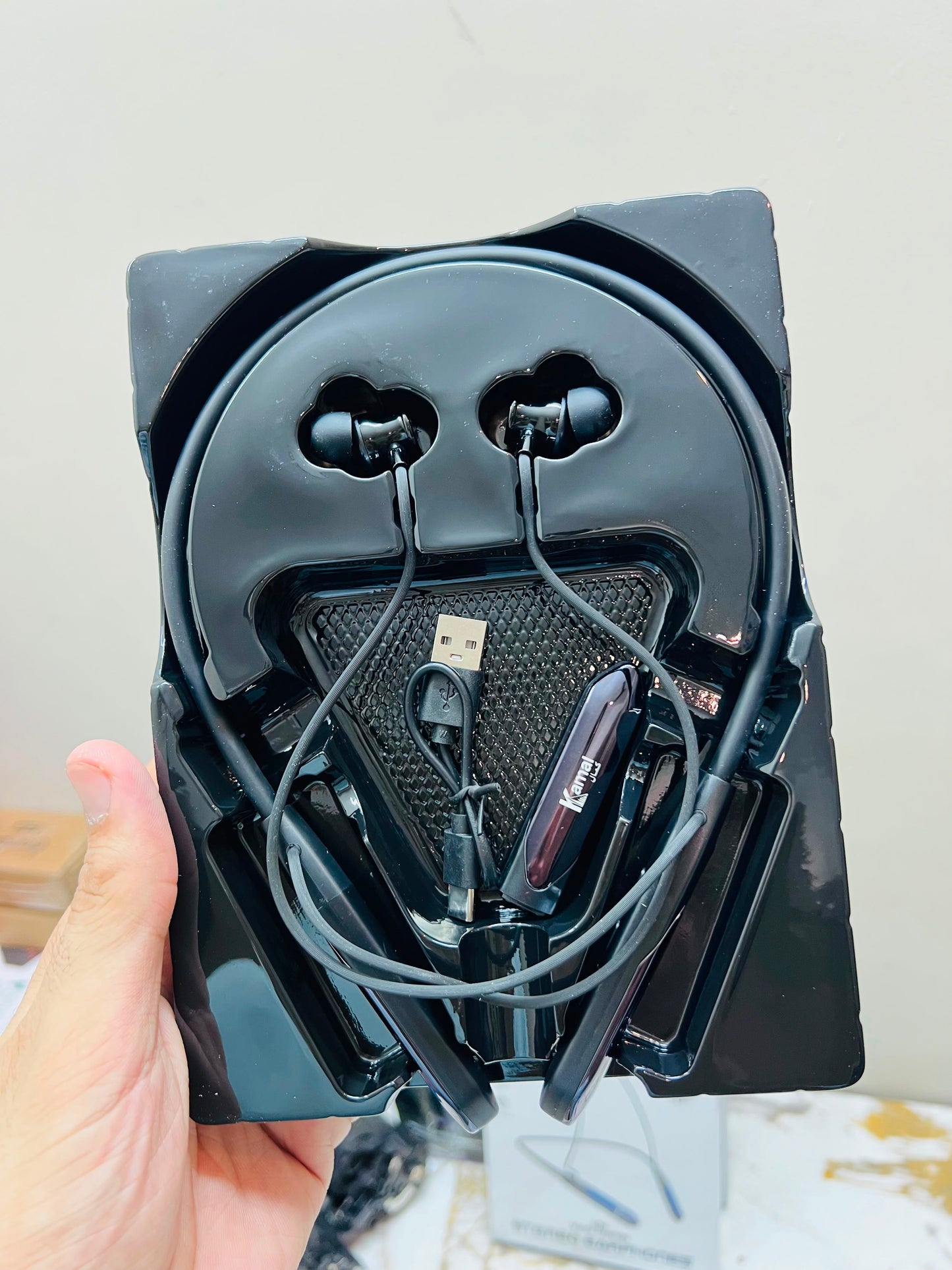 KAMAL KNB02 Wireless Stereo Earphones – High-Quality Sound, Phone Calls & 35 music Battery