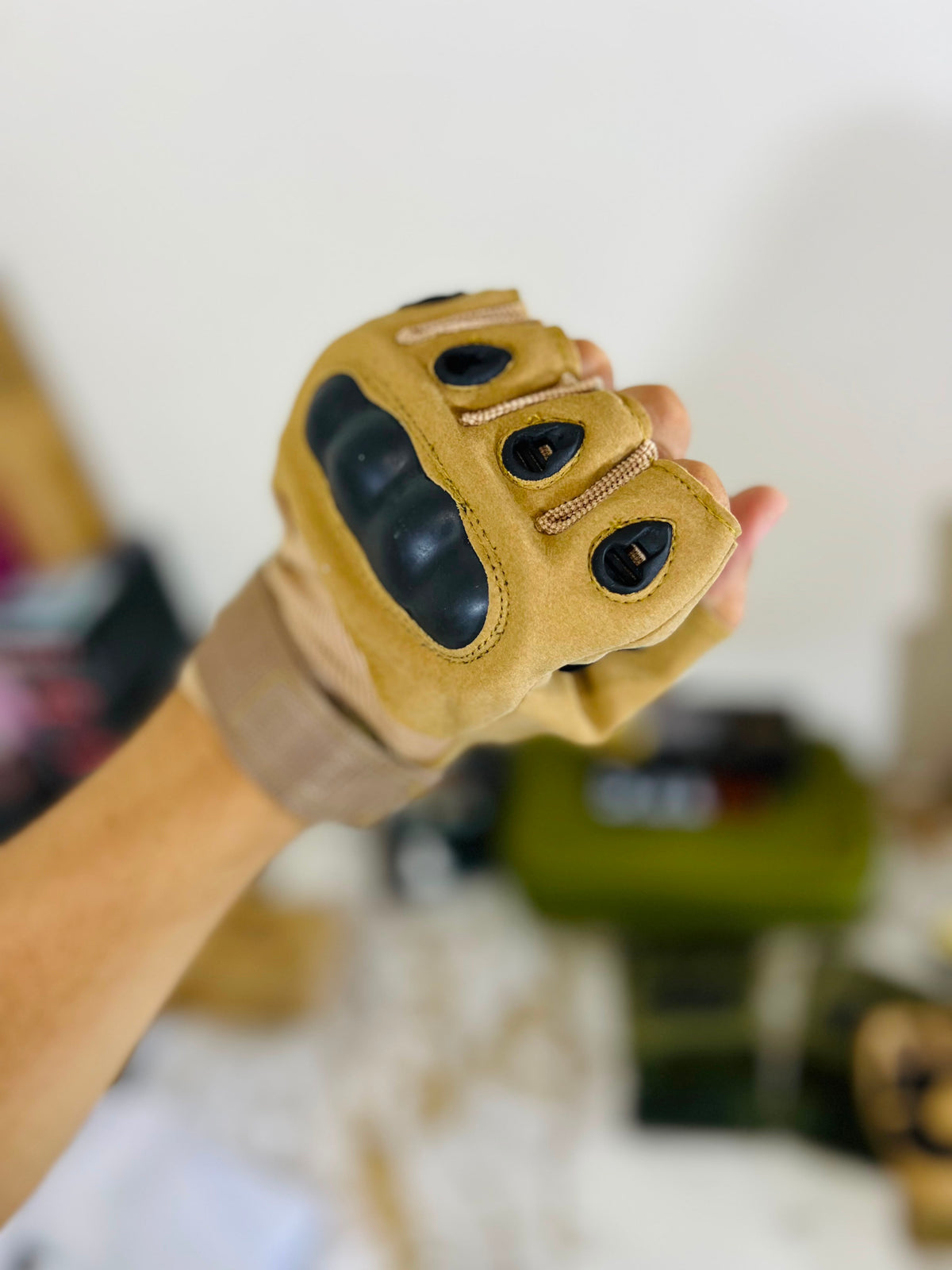 Imported OKLAI Factory Pilot Gloves – Premium Grip, Comfort & Protection for Riding, Work & Outdoor Use
