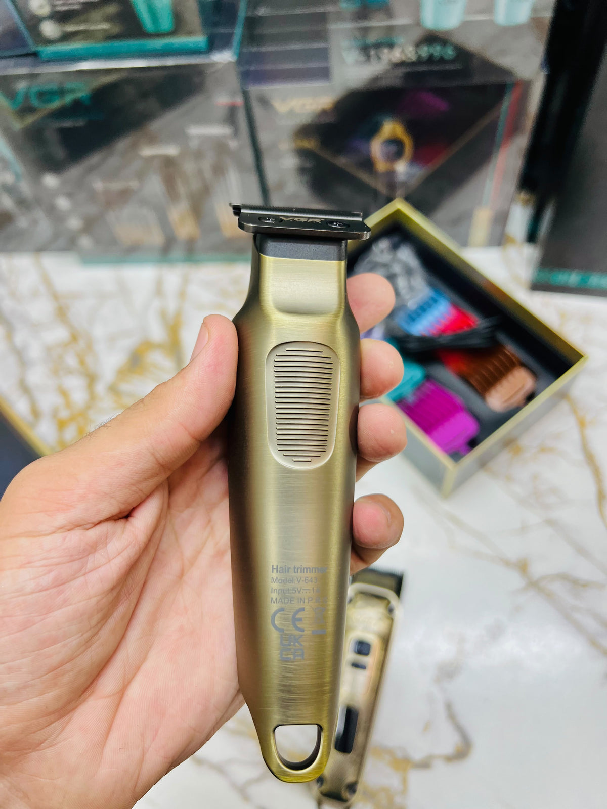 VGR Voyager V-643 Professional Hair Clipper & Trimmer Set – 5500–7000 RPM, & Auto Testing Function|🇦🇷ARGENTINA LOT