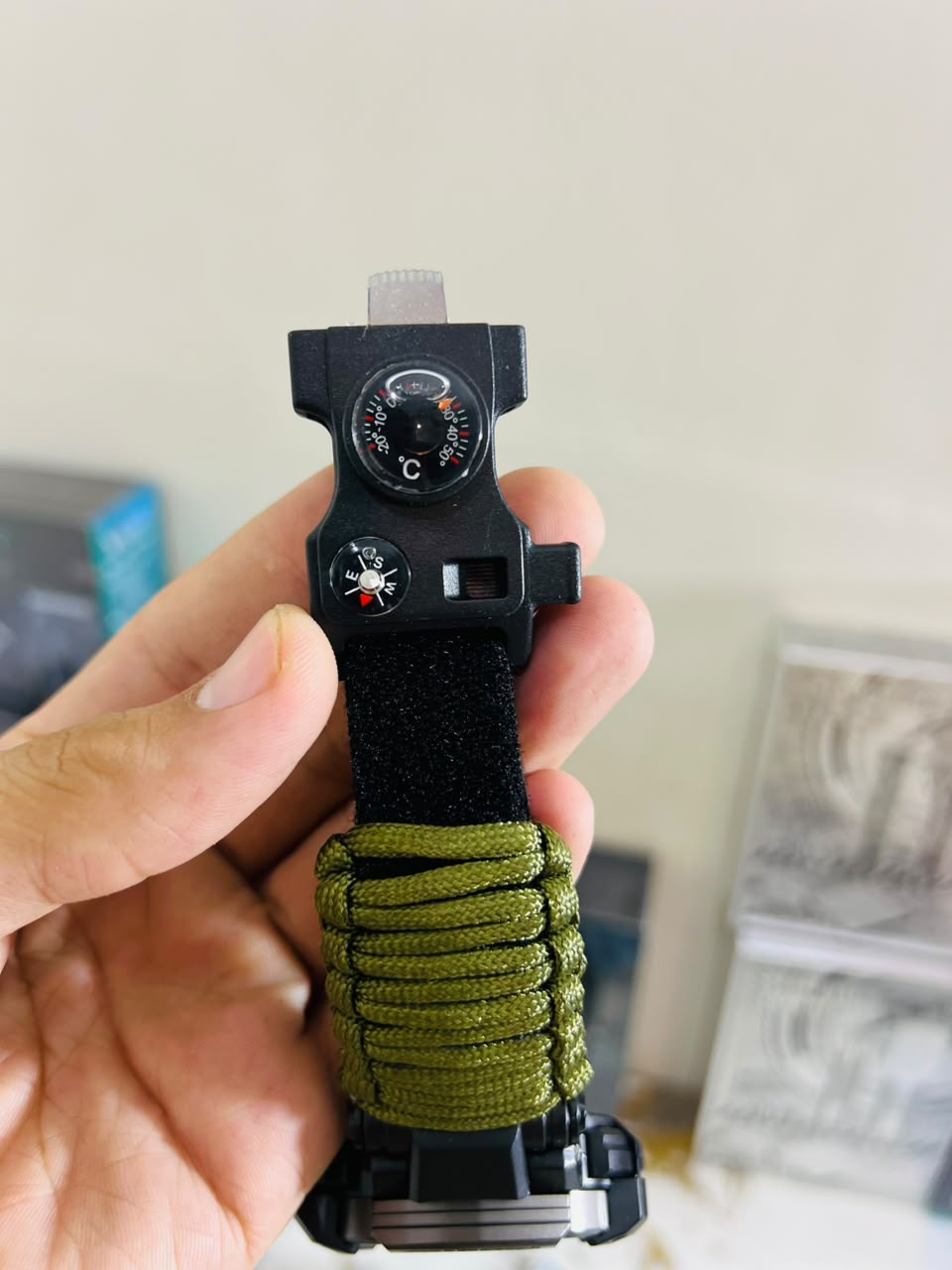 Russian G-3 Yuzex 6-in-1 Outdoor Survival Paracord Watch – Waterproof Military Survival Bracelet with Compass, Fire Starter & Whistle