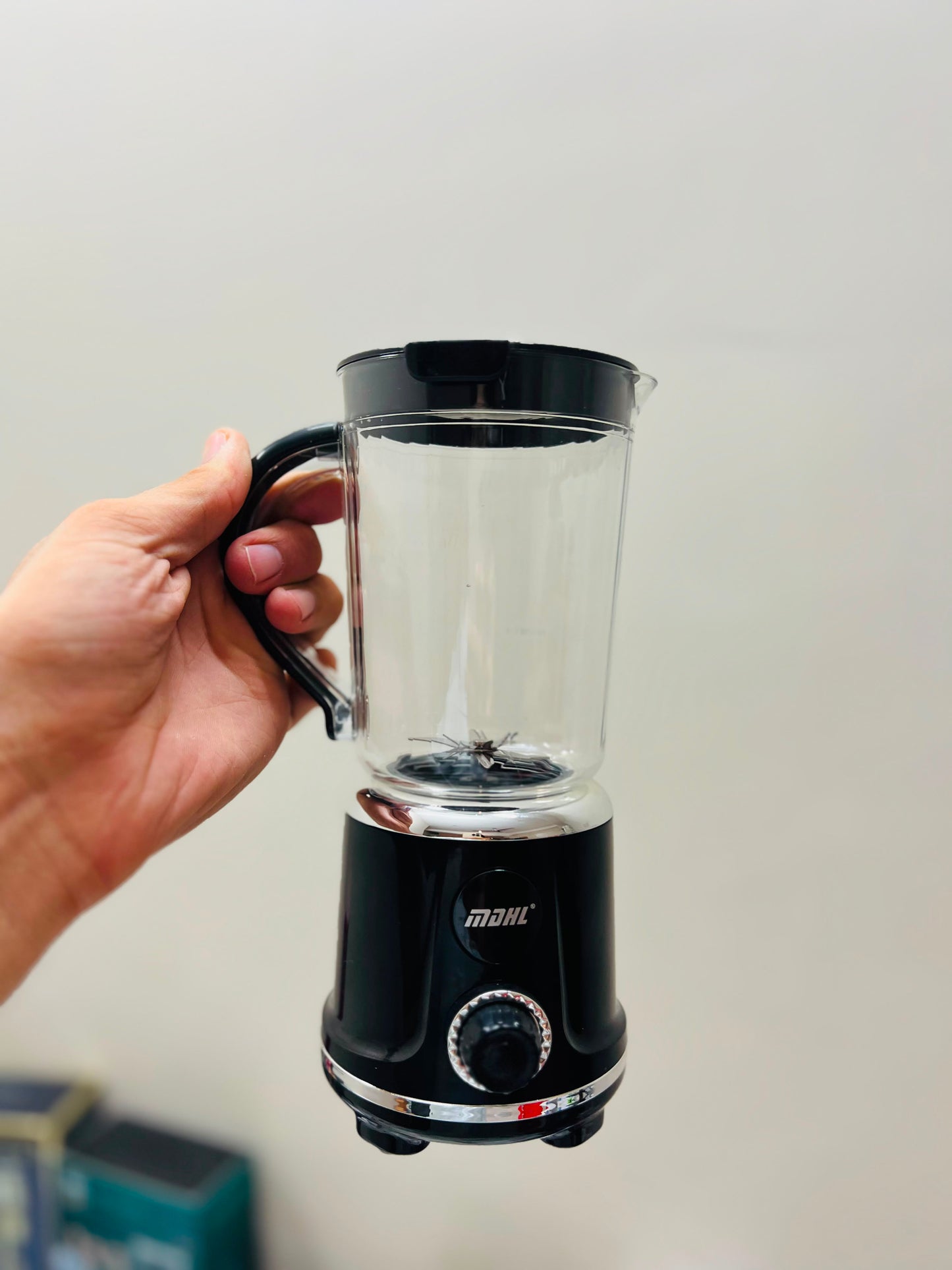 MDHL AJ03 Imported Portable Rechargeable Blender – Powerful 10-Leaf Steel Blade with Direct Drinking Straw