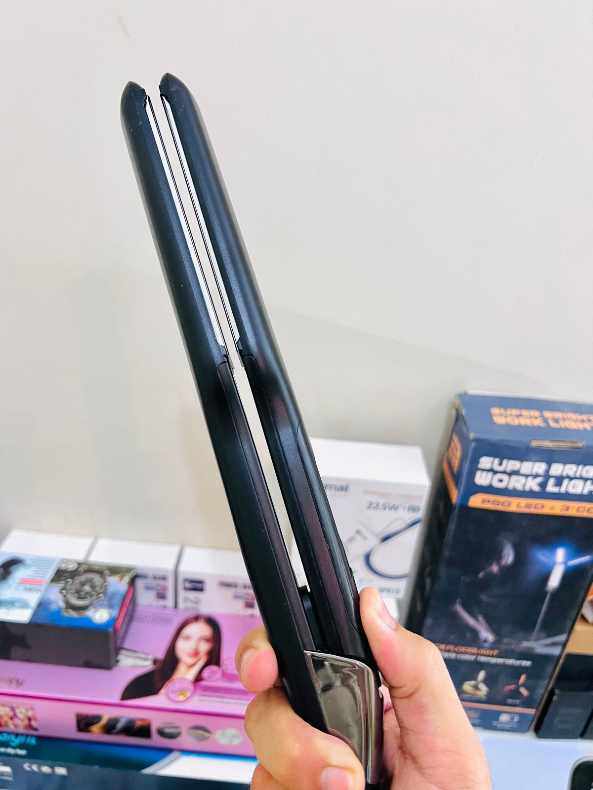 Remington Keratin Therapy Argan Oil Hair Straightener – Professional Salon-Style Hair Styling at Home