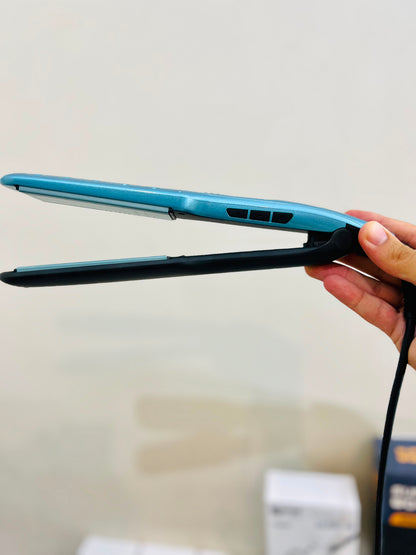 REMINGTON S7300 Wet 2 Straight Ceramic Hair Straightener – Frizz-Resist Micro Conditioners for Silky Smooth Hair