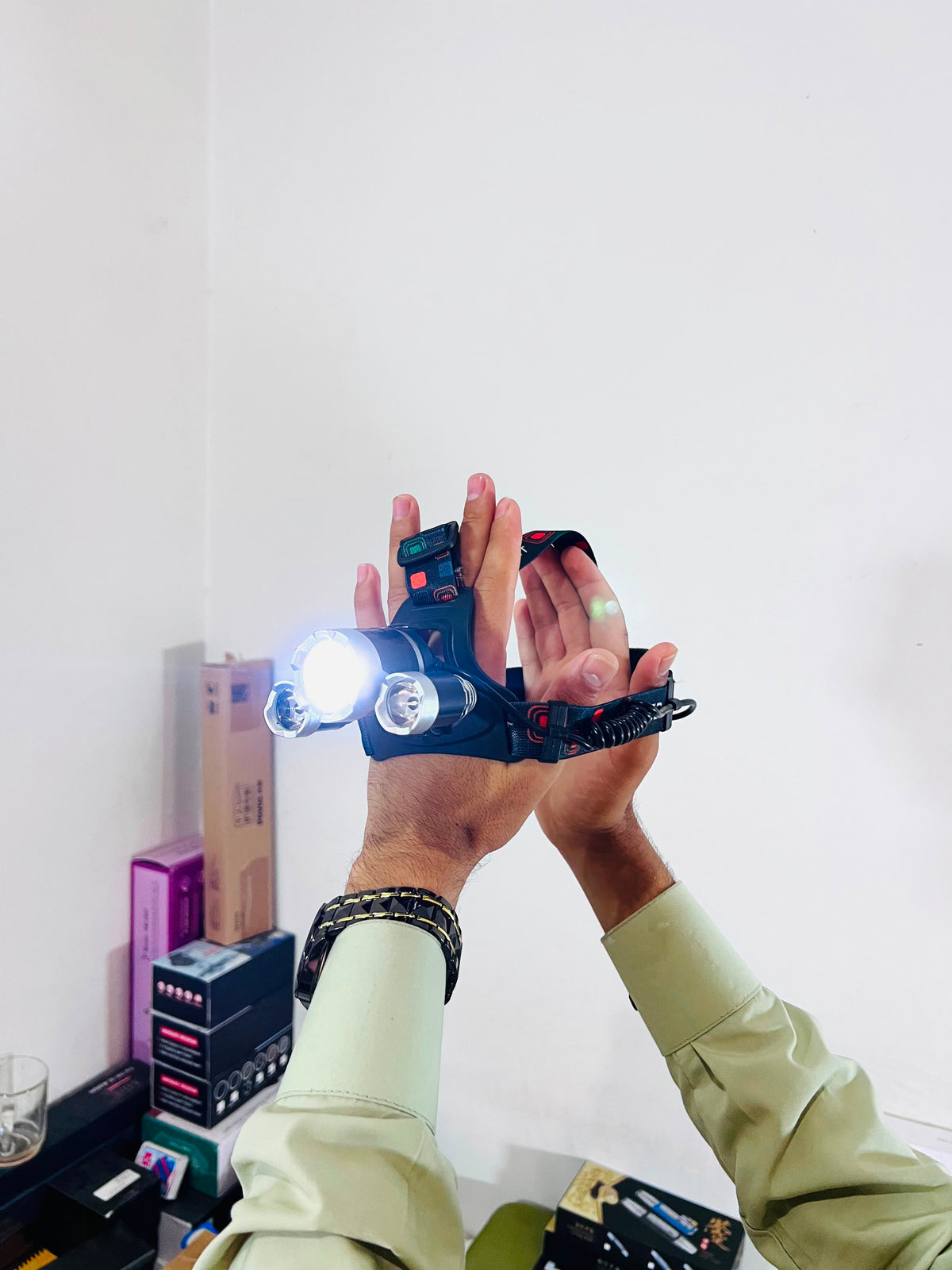 High Power 3x CREE T6 LED Head Lamp with 2x 18650 Rechargeable Batteries – Ultra Bright Head Torch | AwamiImport.com