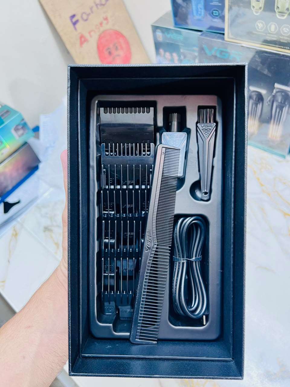VGR Voyager V-600B Professional Hair Clipper – 7000 RPM Dual Motor, 200 Minutes Runtime|🇦🇷ARGENTINA LOT