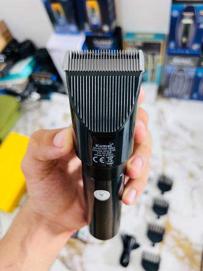 KEMEI KM3293 Metal Body Digital Display Hair Trimmer – 6800RPM with 3mm, 6mm, 9mm & 12mm Guide Combs