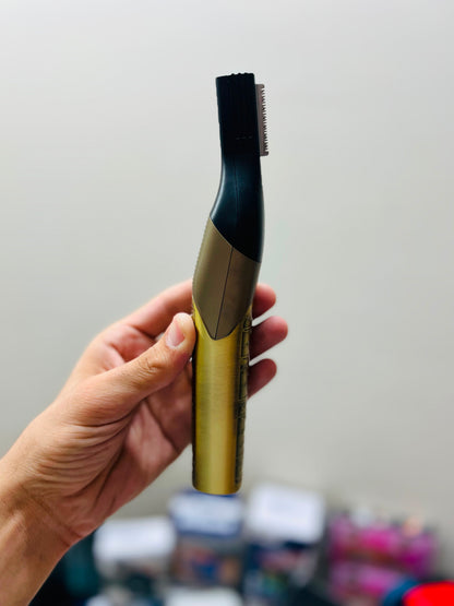 LK-887 4D Ultimate Control 6-in-1 Body Groomer – Professional All-in-One Trimmer