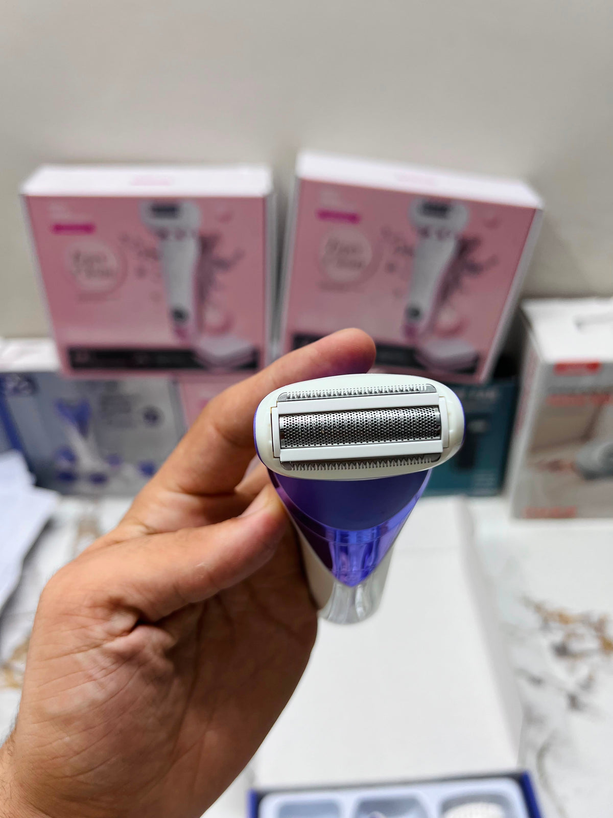 Washable Lady Care Set 7-in-1 M-727 – Lady Shaver, Callus Remover, Massager & Bikini Trimmer