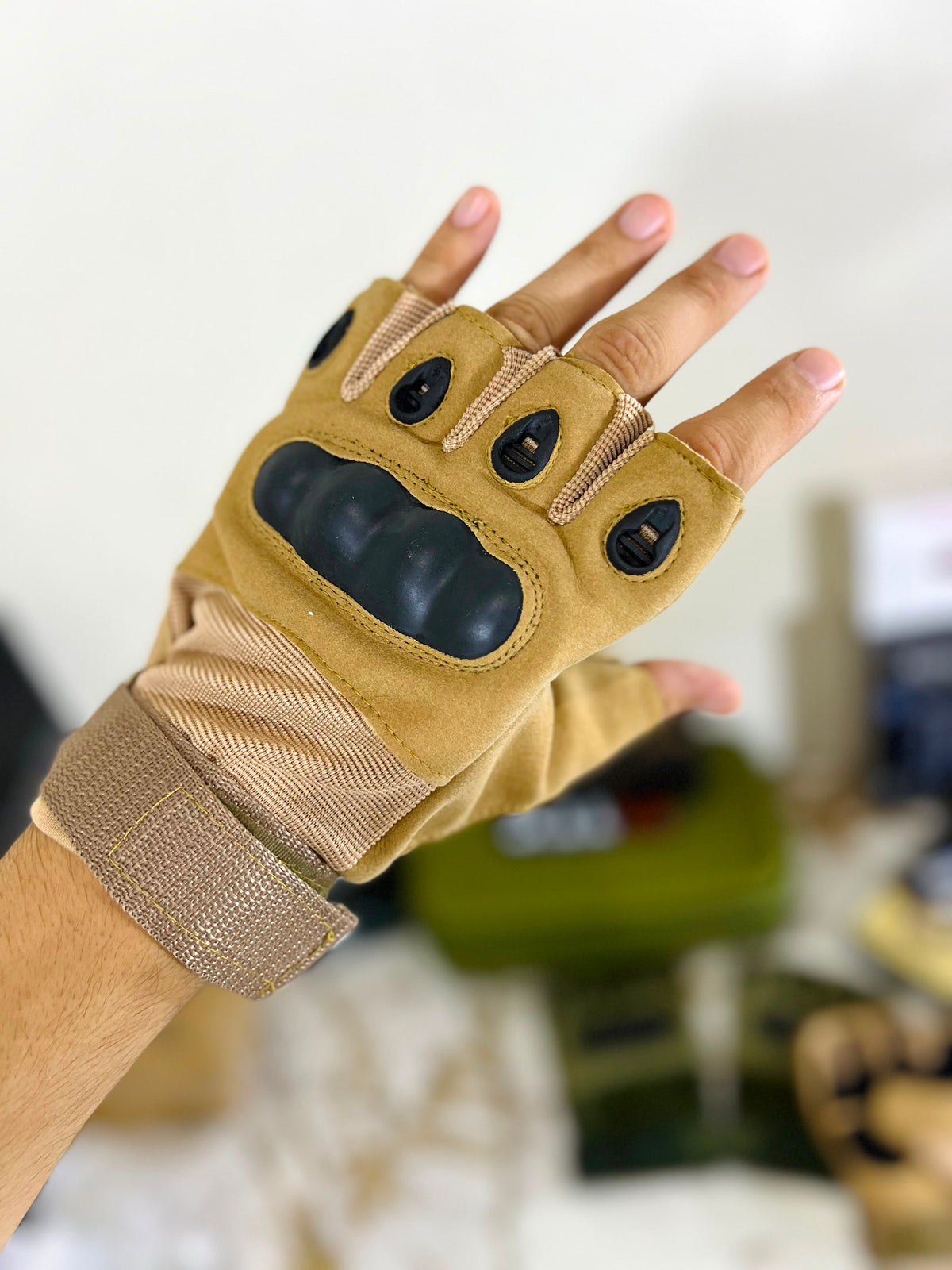 Imported OKLAI Factory Pilot Gloves – Premium Grip, Comfort & Protection for Riding, Work & Outdoor Use