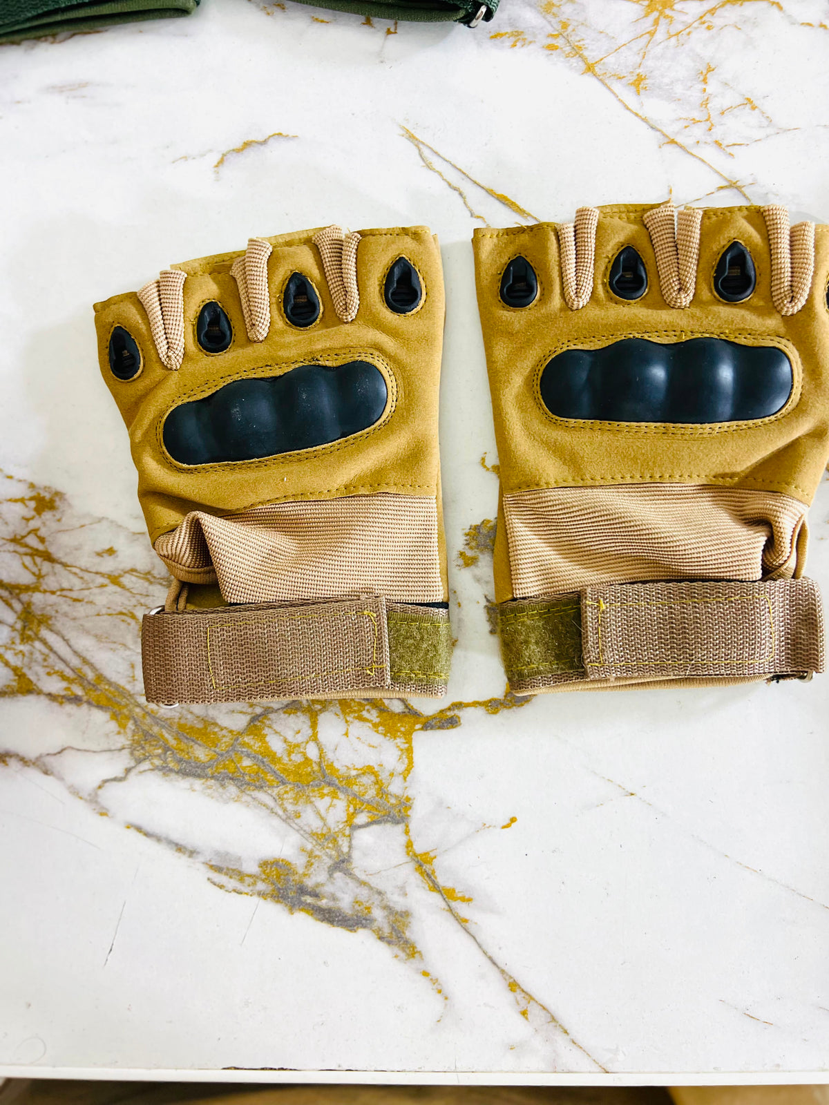 Imported OKLAI Factory Pilot Gloves – Premium Grip, Comfort & Protection for Riding, Work & Outdoor Use
