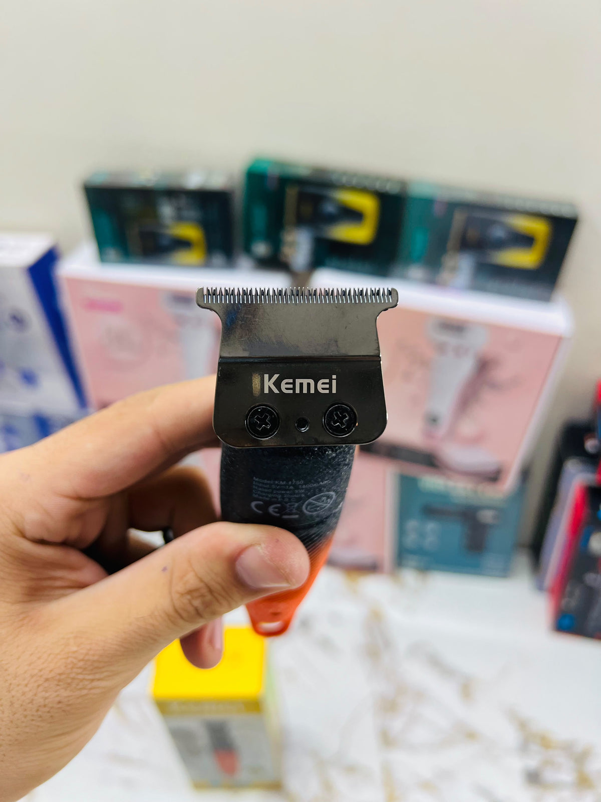 Imported Kemei KM-1750 Professional Trimmer – Metal Body, American Design & LCD Display