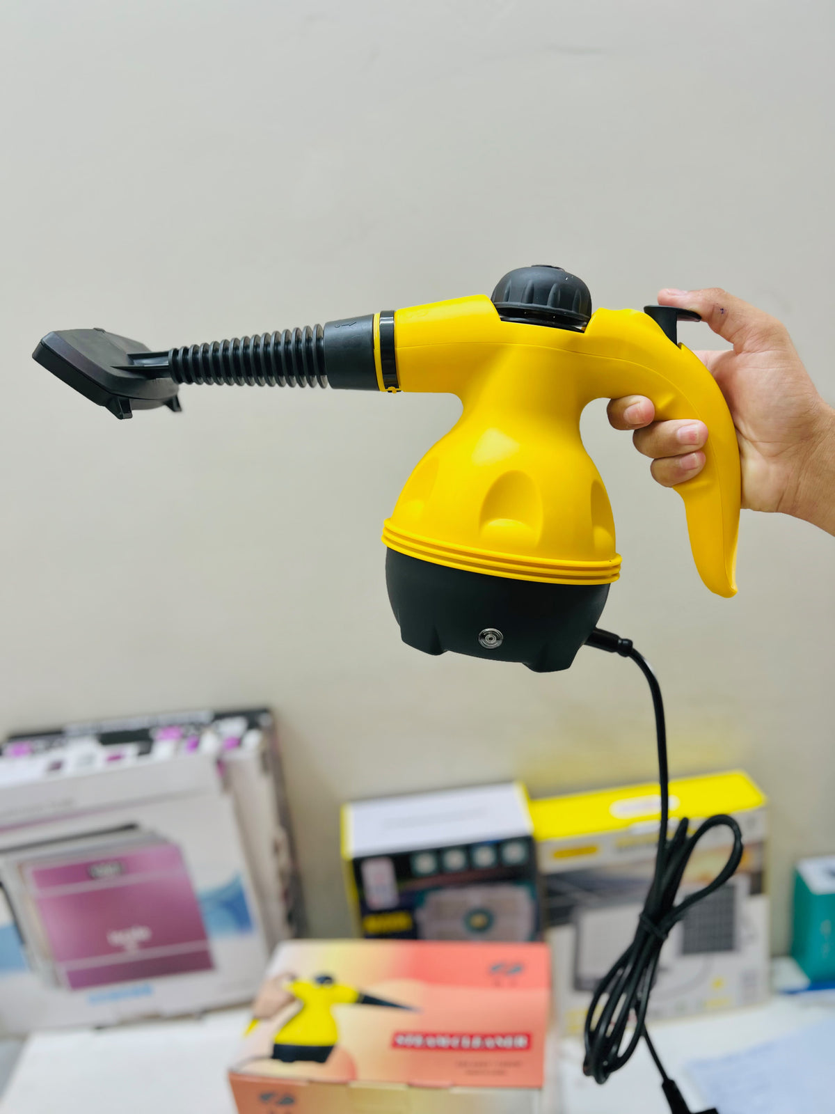 Imported Steam Cleaner DF-A00120V 1000W – Powerful Steam Cleaning with 2-Year Guarantee